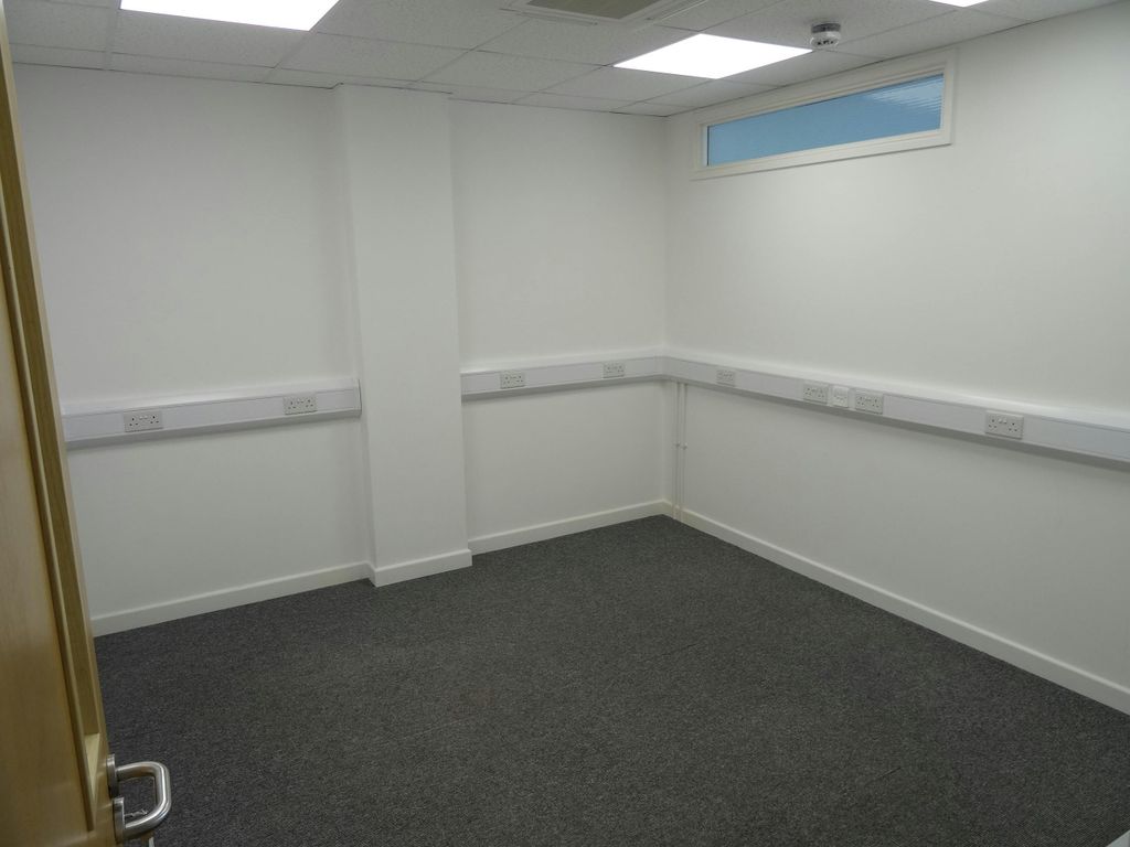 Property photo 3 of 8 Dsc03729.Jpg