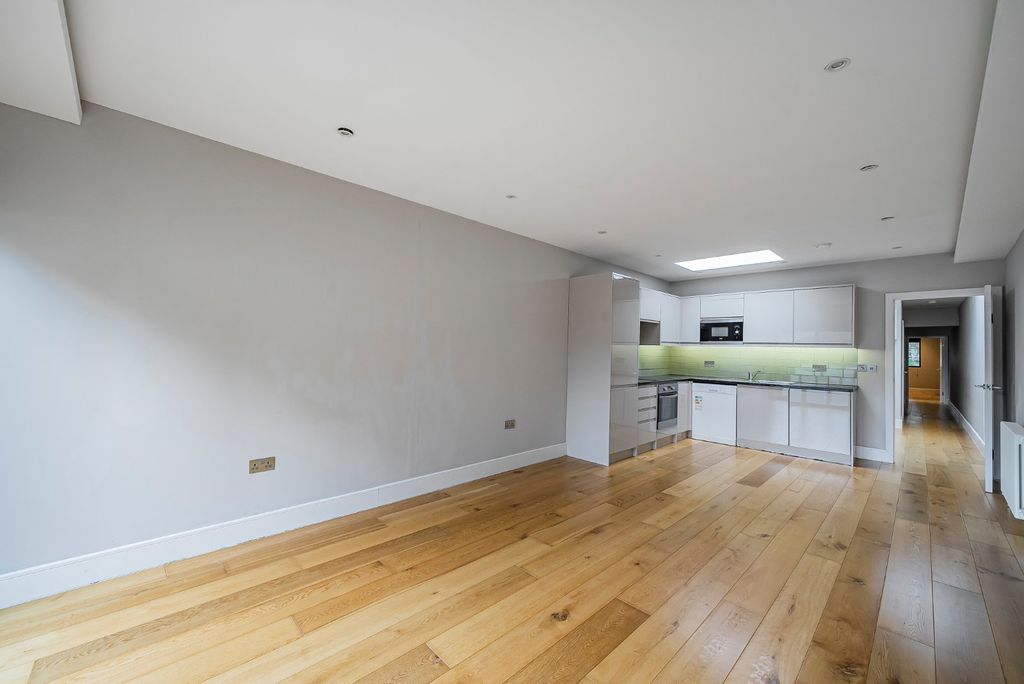 Property photo 3 of 7 Picture No. 07