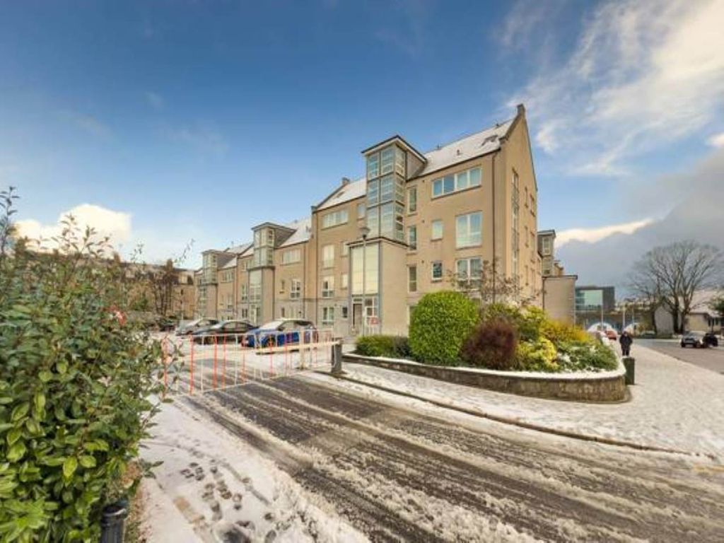 Property photo 1 of 14 76794_66Deevillage-024