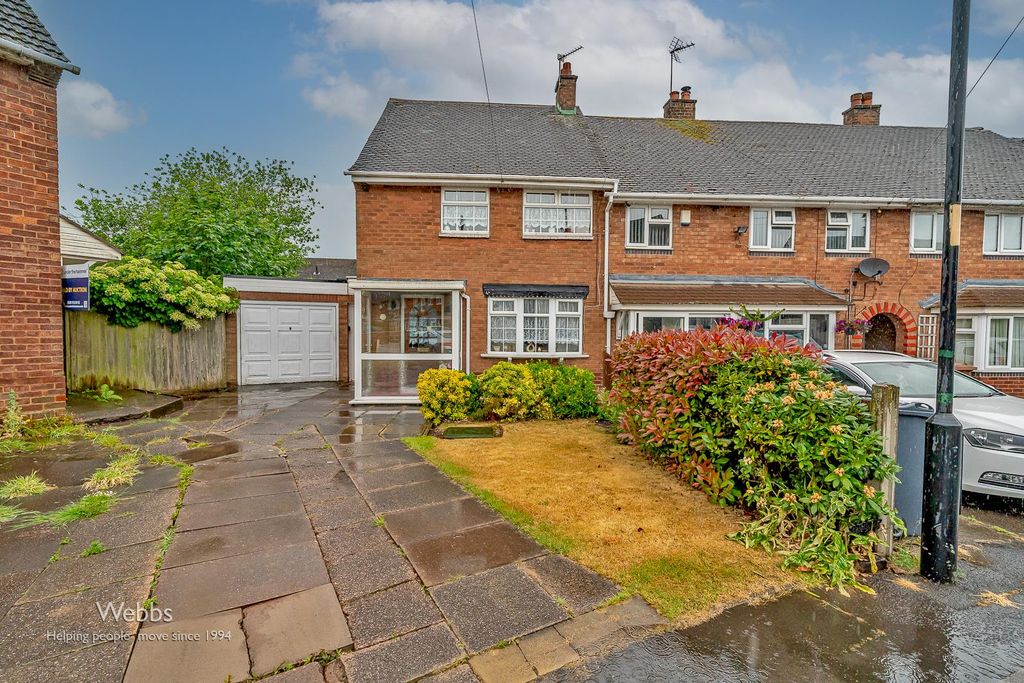 Property photo 1 of 21 Â© Webbs Estate Agents Â© (93 Of 187).Jpg