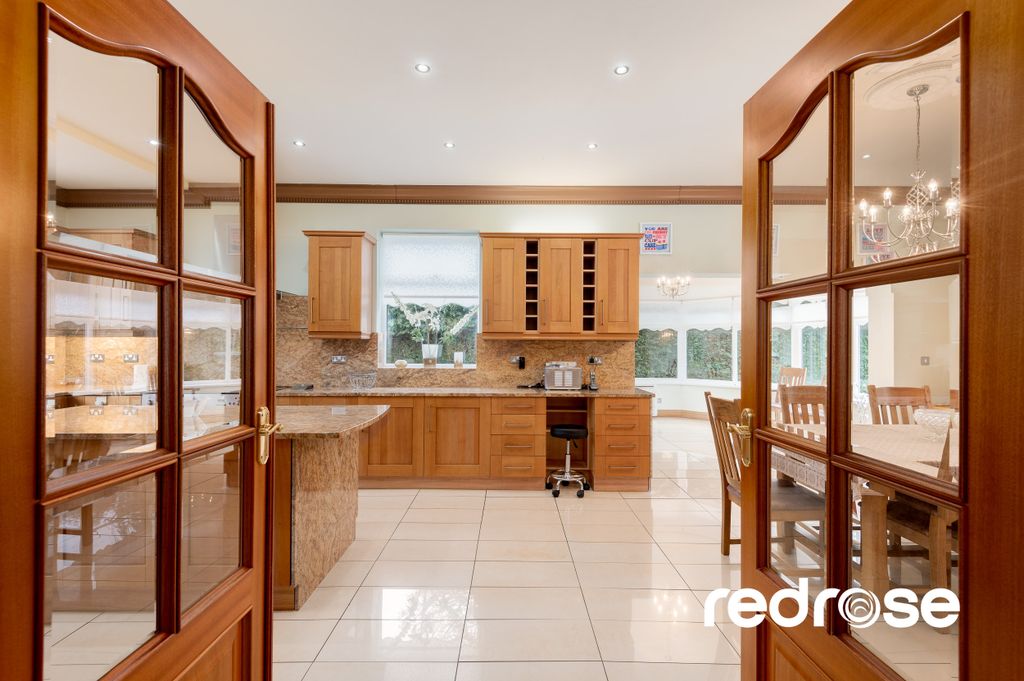 Property photo 2 of 30 St John-34-2500Px