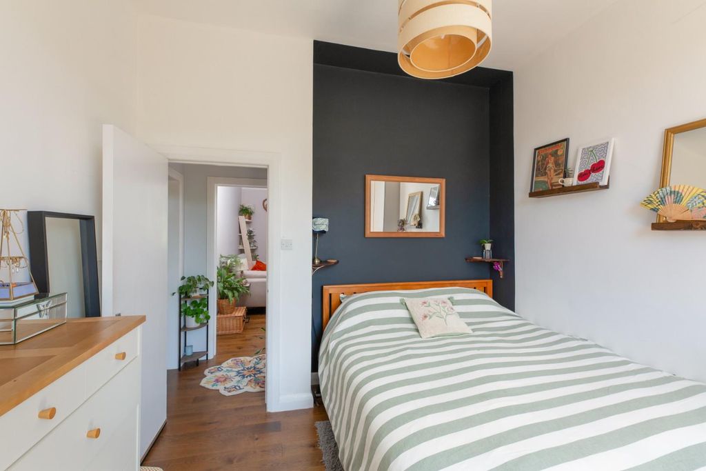 Property photo 3 of 22 Ff, Kensington Place-21.Jpg