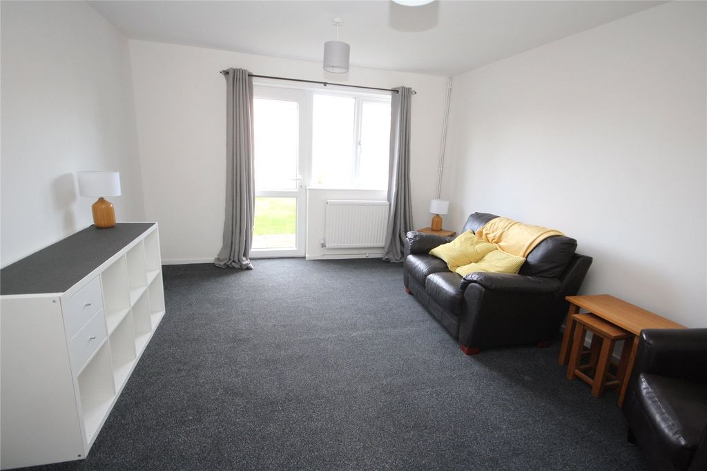 Property photo 3 of 11 Picture No. 07