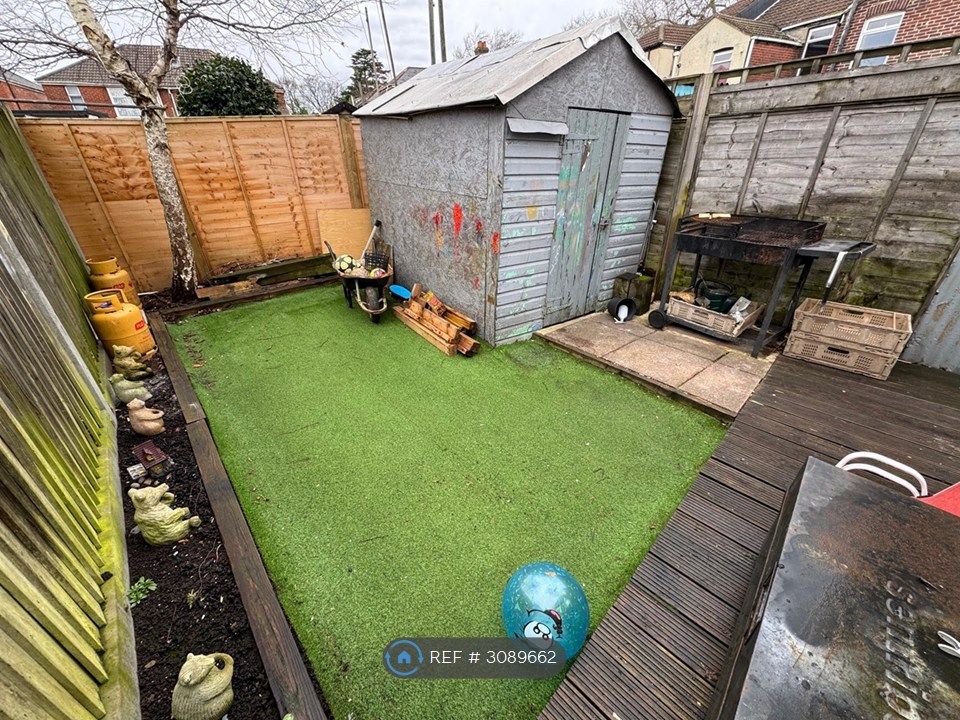 Property photo 3 of 13