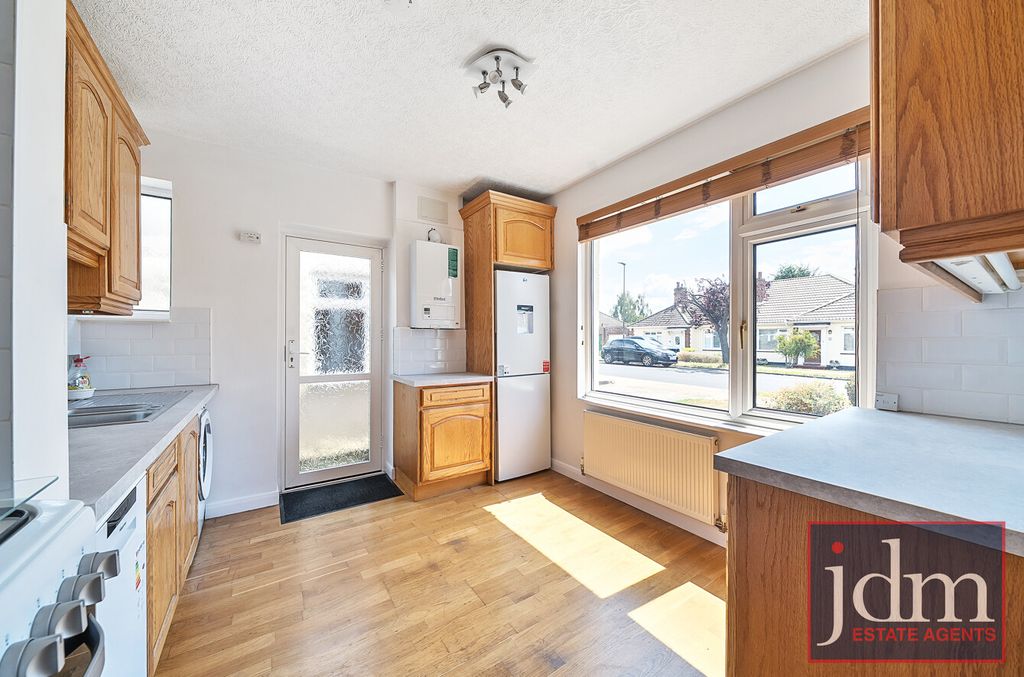 Property photo 3 of 8 Cf3A9A46-A739-4d4...