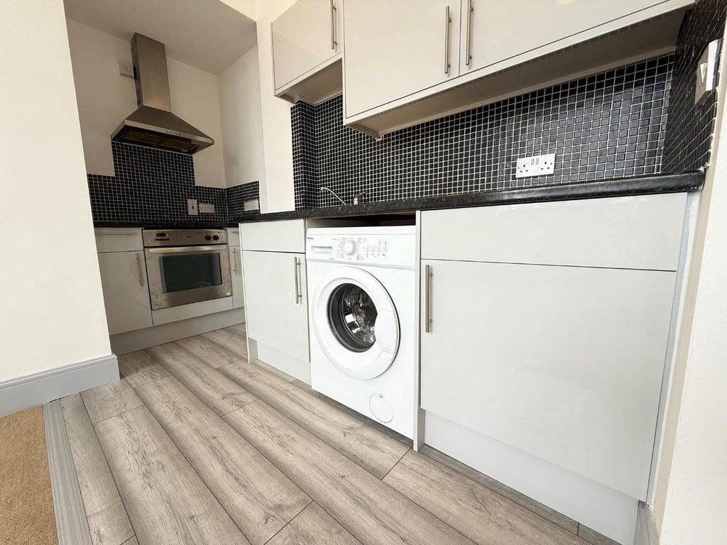 Property photo 2 of 8 1.Jpg