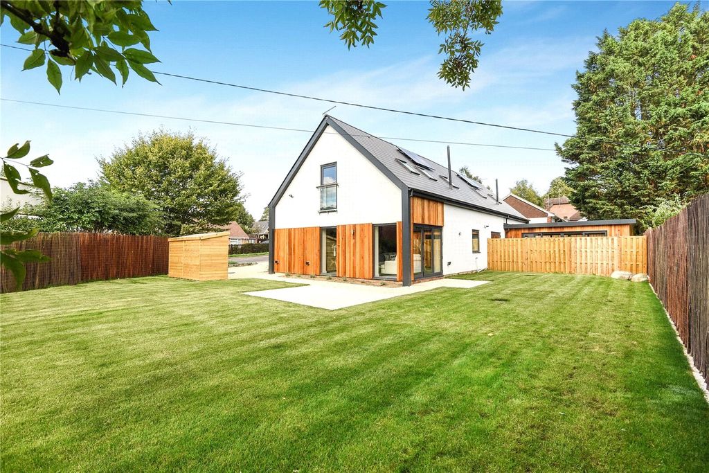 Property photo 1 of 9 Picture No. 06
