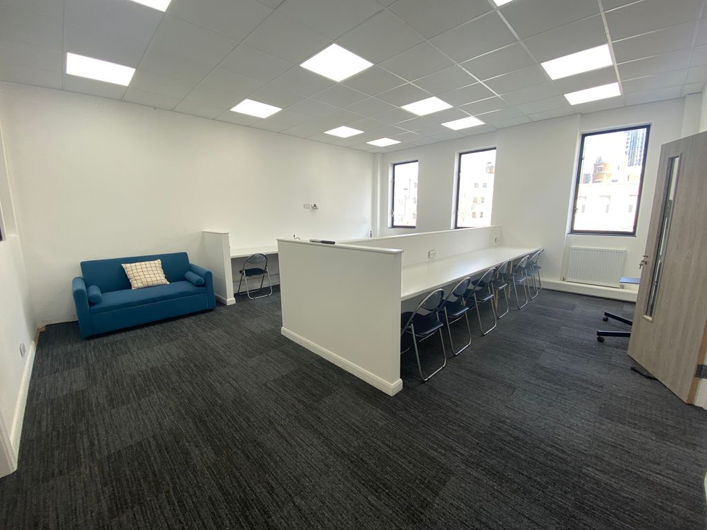 Property photo 2 of 3