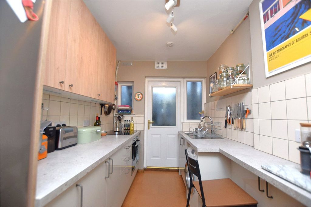Property photo 3 of 8 Picture No. 07