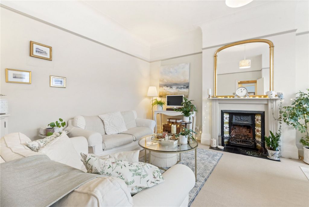 Property photo 2 of 10 Reception Room