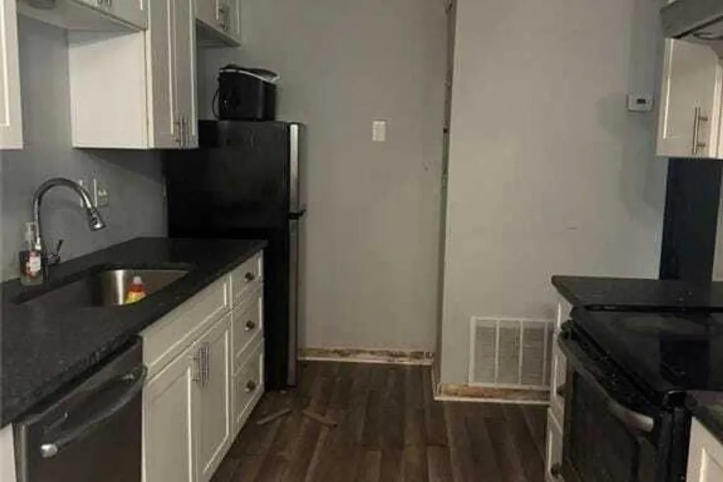 Property photo 2 of 3 <Alttext/>