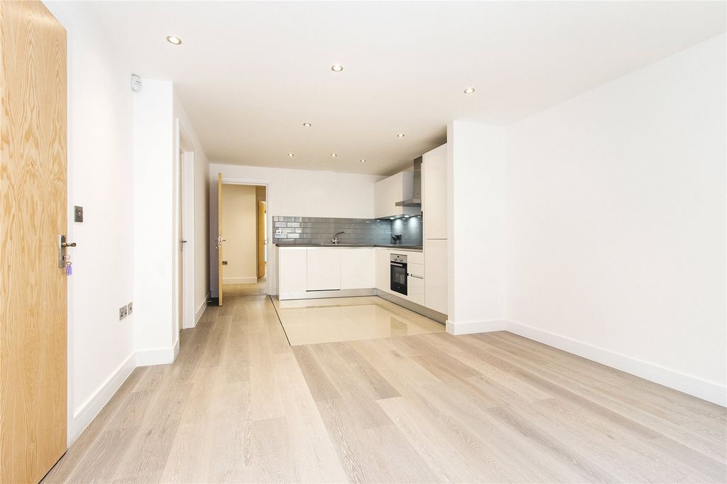Property photo 3 of 9 Reception Room