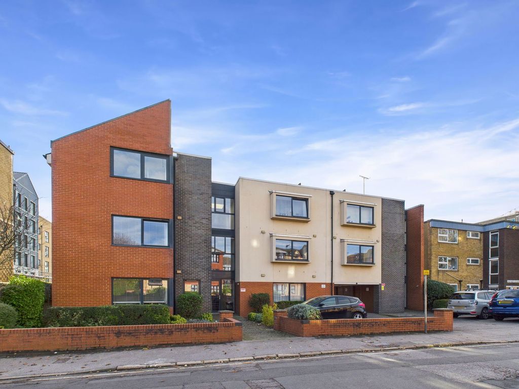 Property photo 1 of 10