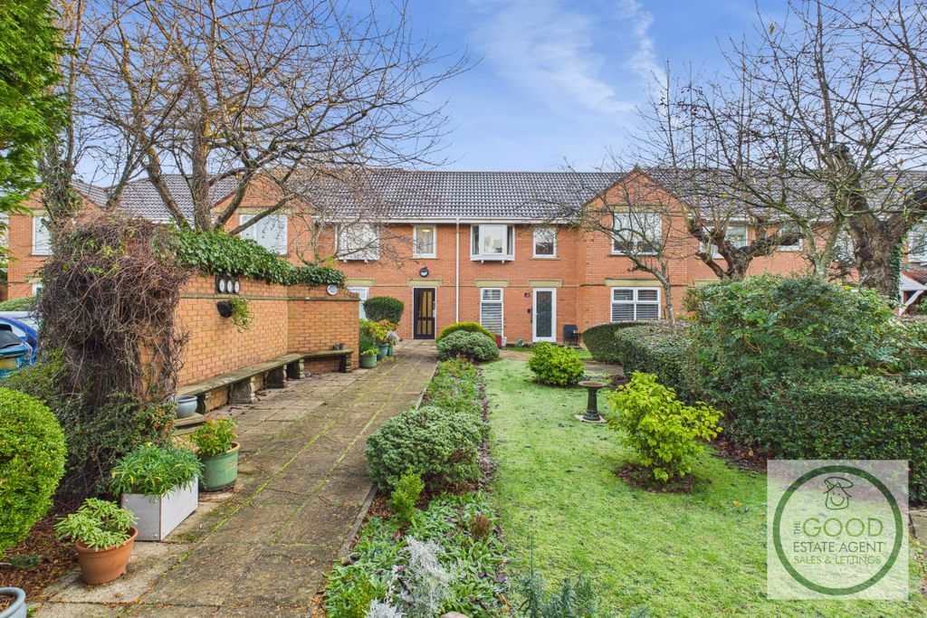 Property photo 2 of 14