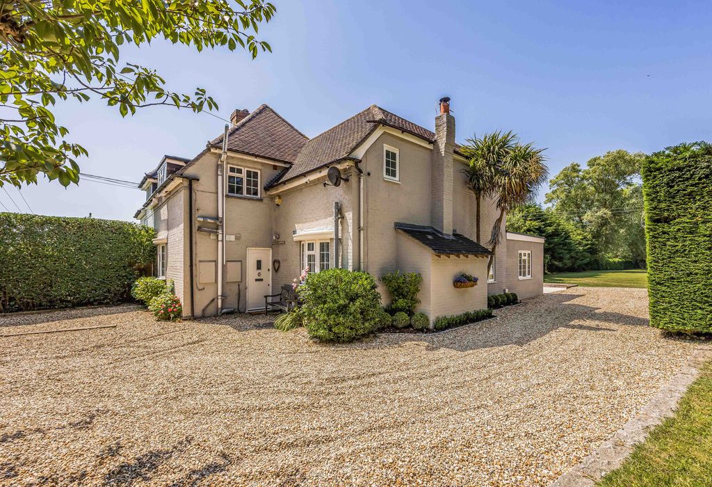 Property photo 1 of 49