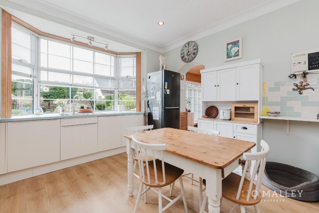 Property photo 2 of 21 Kitchen/ Diner