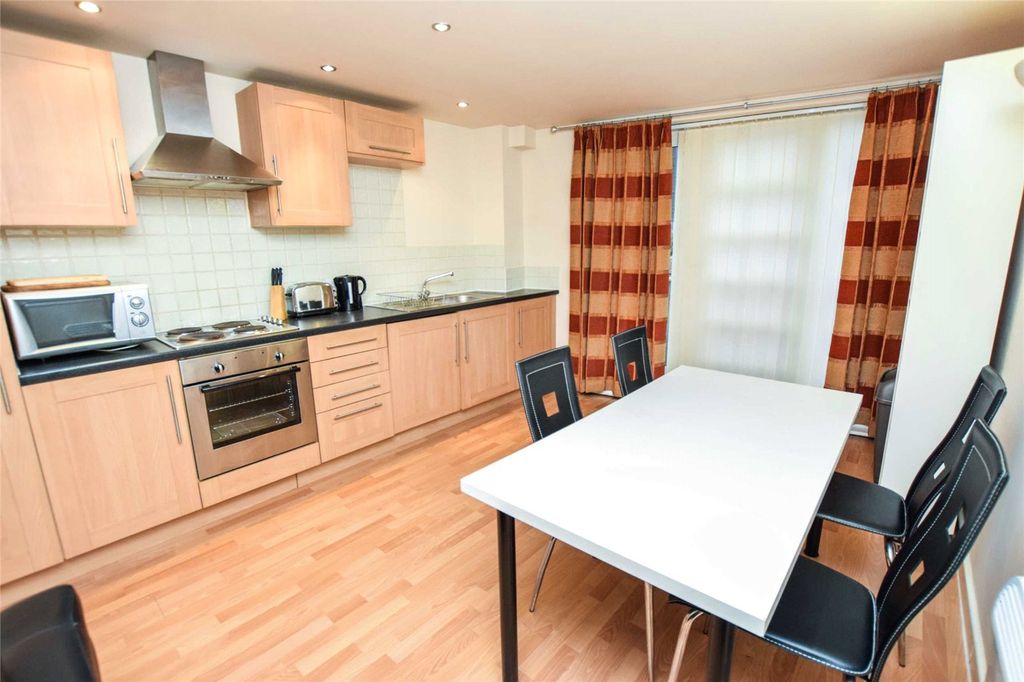 Property photo 2 of 9 Picture No. 03