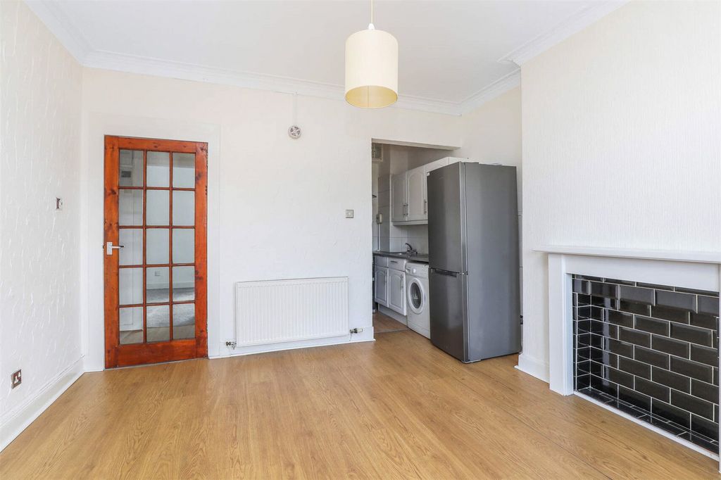 Property photo 3 of 16 Picture No. 08