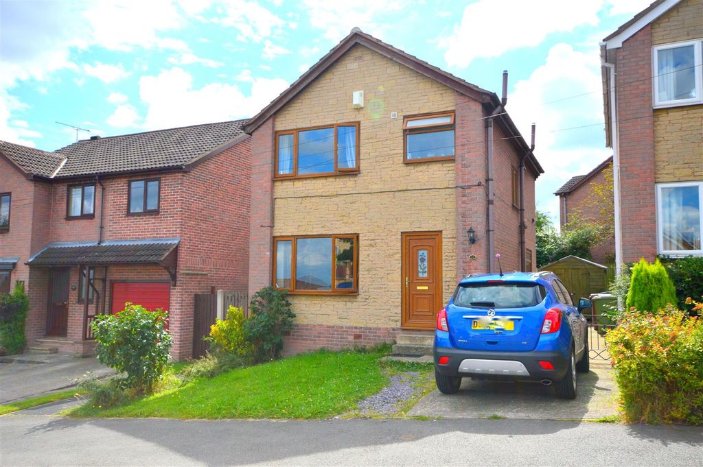 Property photo 1 of 8
