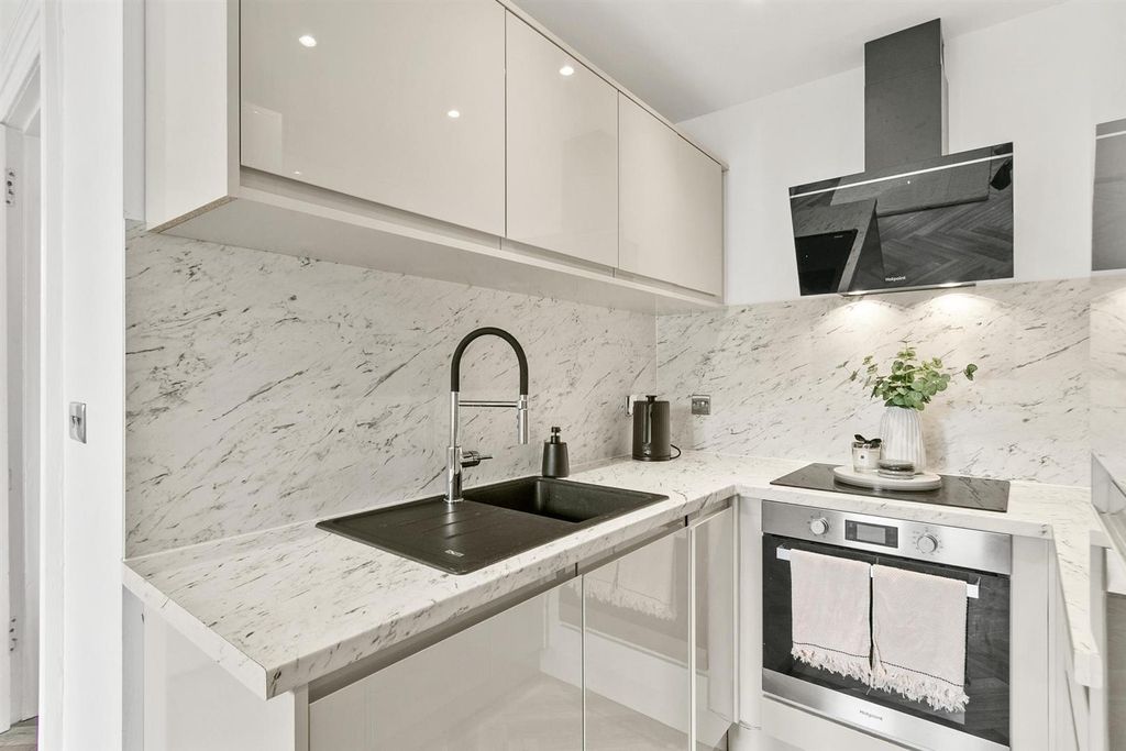 Additional image 12 of 2 bed flat for saleLevenford Terrace Dumbarton G82