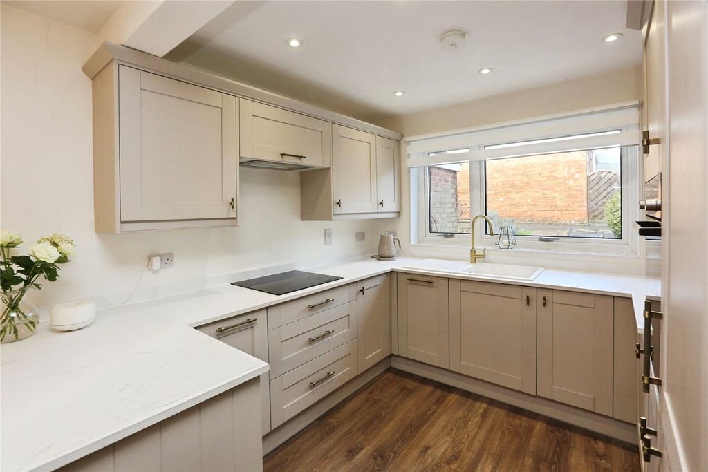 Property photo 2 of 15 Picture No. 04