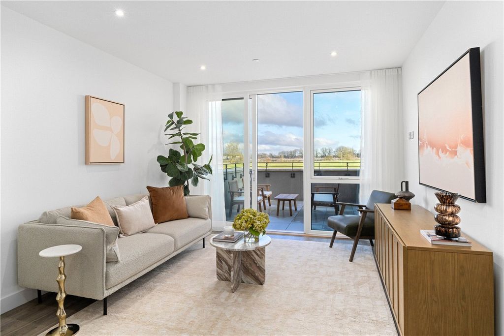 Additional image 5 of 2 bed flat for saleEddington Avenue, Cambridge CB3