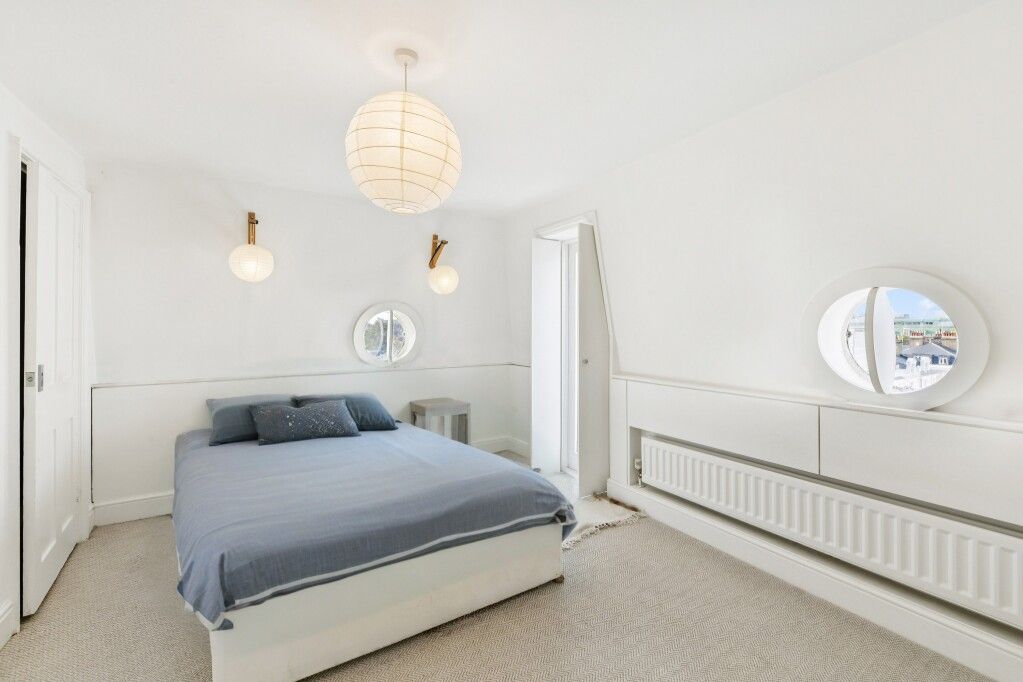 Property photo 3 of 13 Picture 4