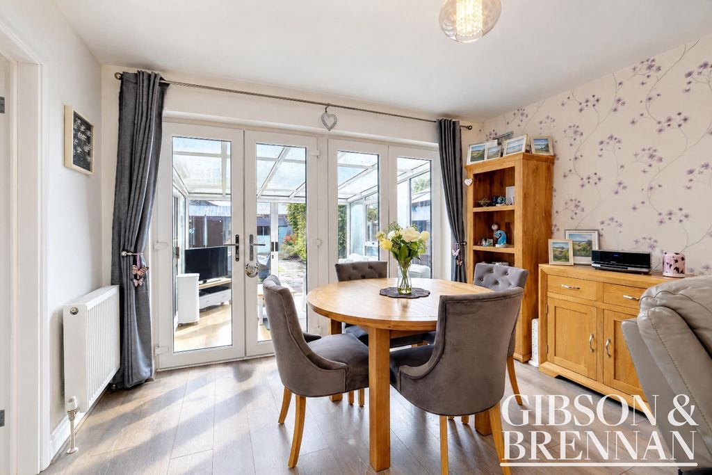 Property photo 3 of 35 5695592
