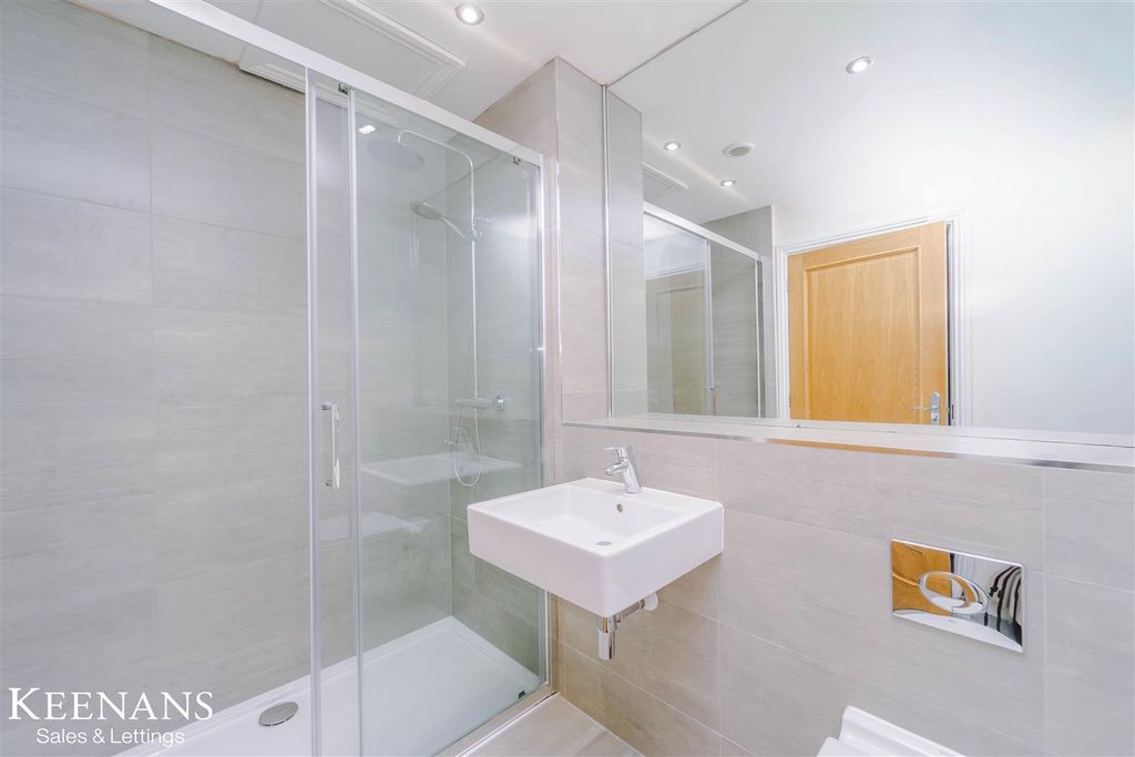 Additional image 5 of 2 bed flat for saleFalinge Road, Rochdale OL12