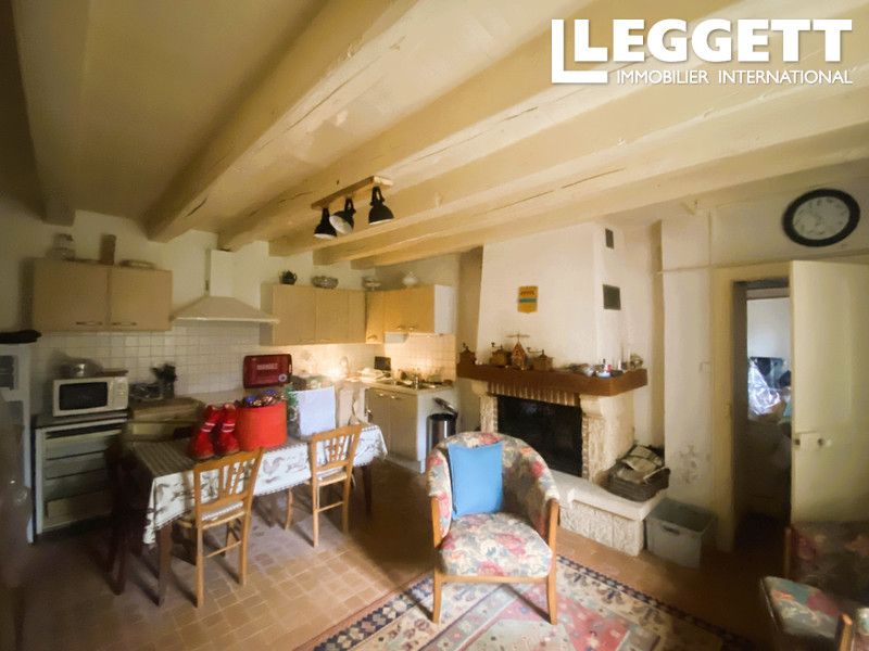 Property photo 2 of 10