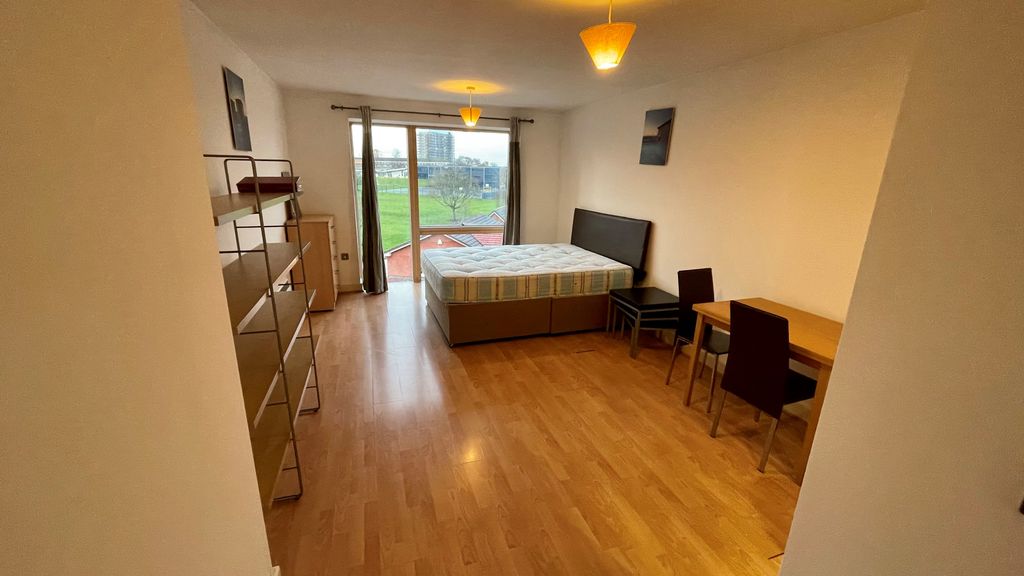 Property photo 2 of 6 Img_1111_6_Original.Jpg