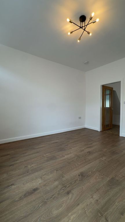 Property photo 3 of 25