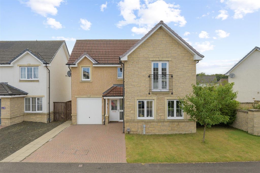 Property photo 1 of 37 11Nethertonroad001.Jpg