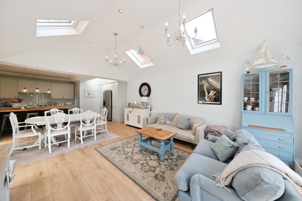 Property photo 1 of 20 Img_5187