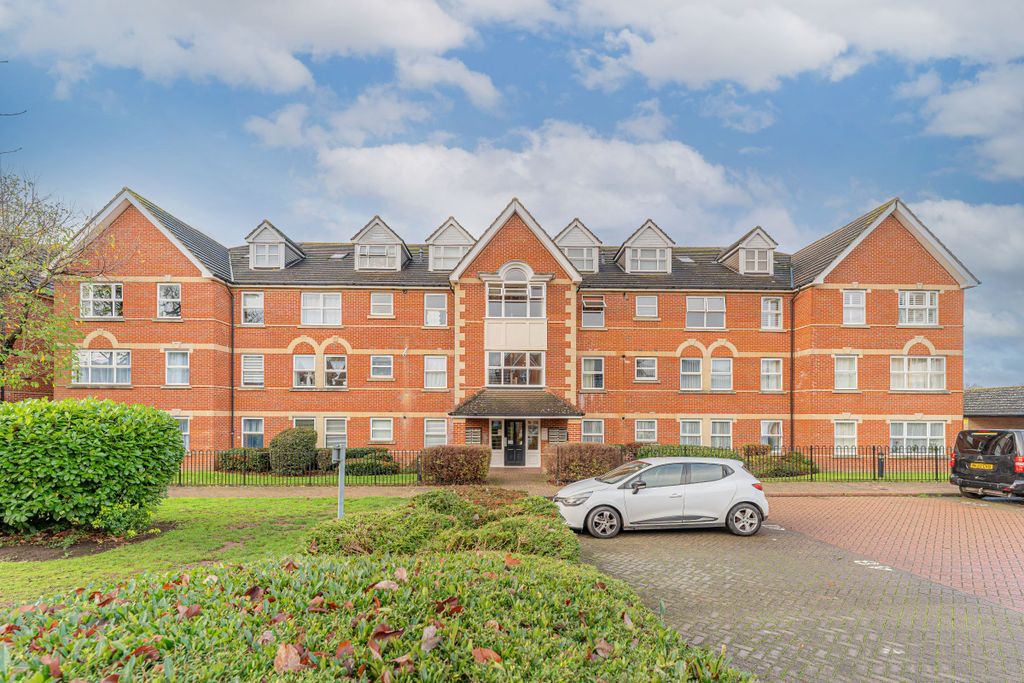 Property photo 1 of 15