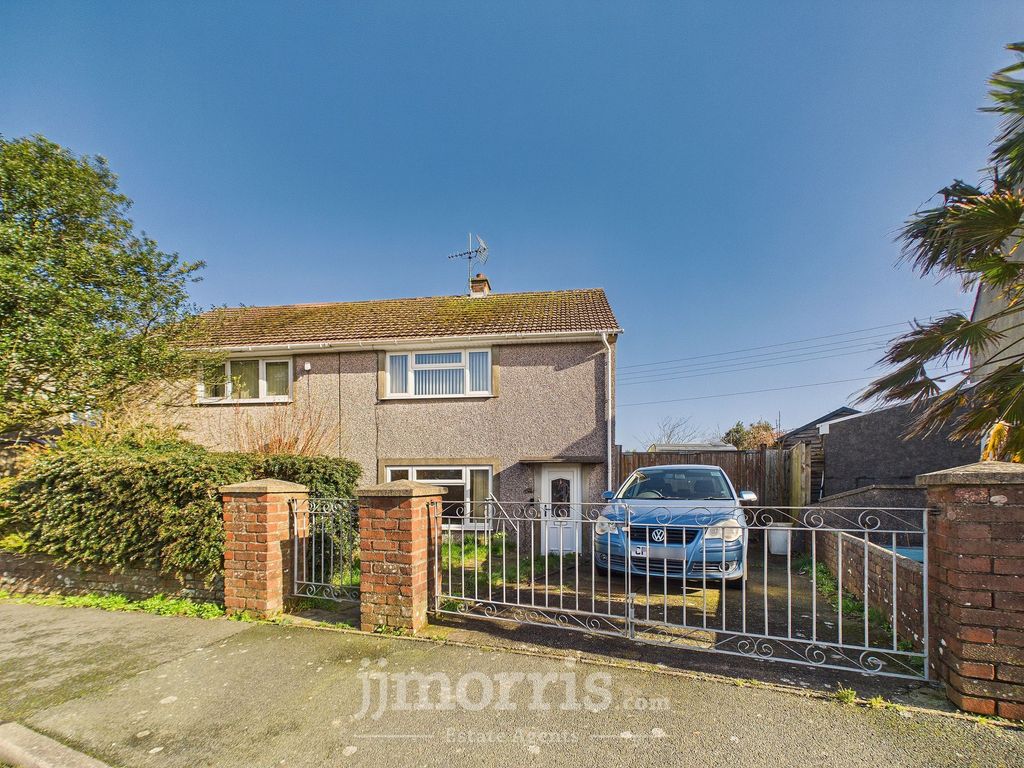 Property photo 3 of 18