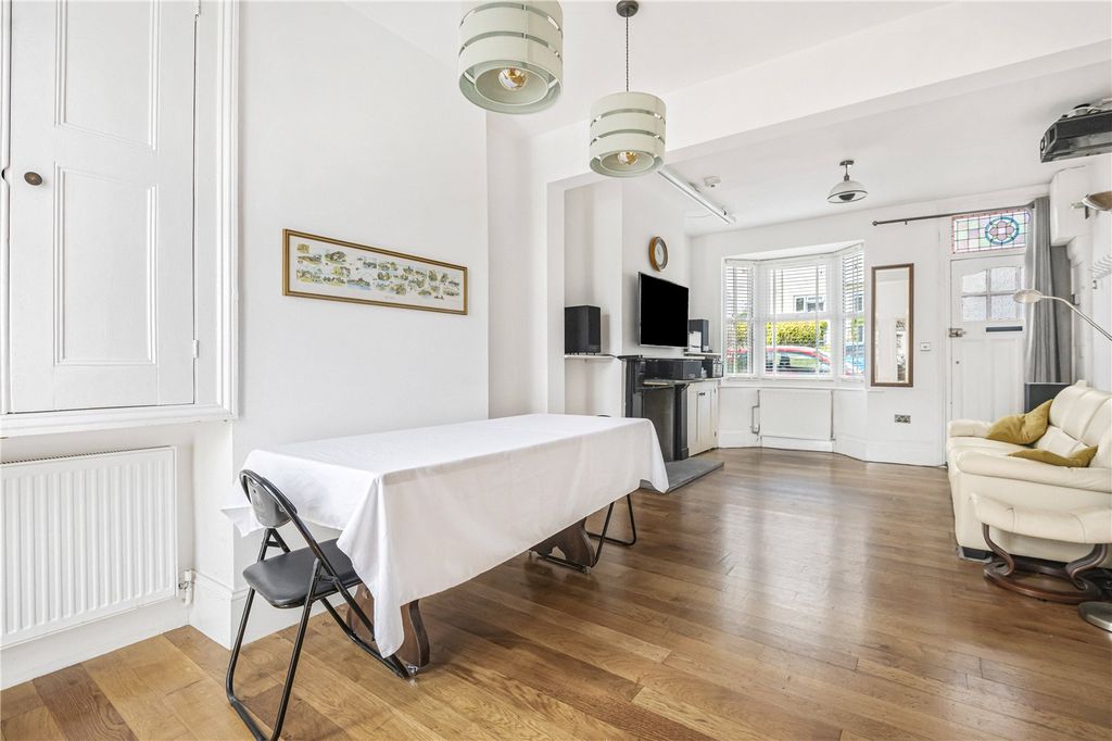 Property photo 3 of 16 Picture No. 29