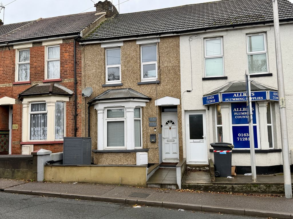 Property photo 1 of 8