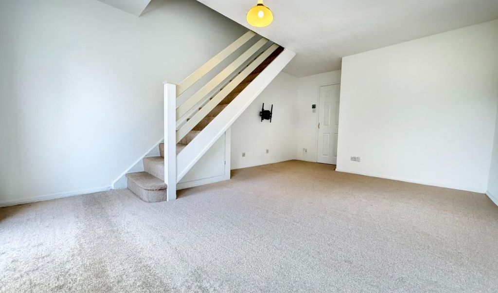 Property photo 3 of 11 Picture No. 23