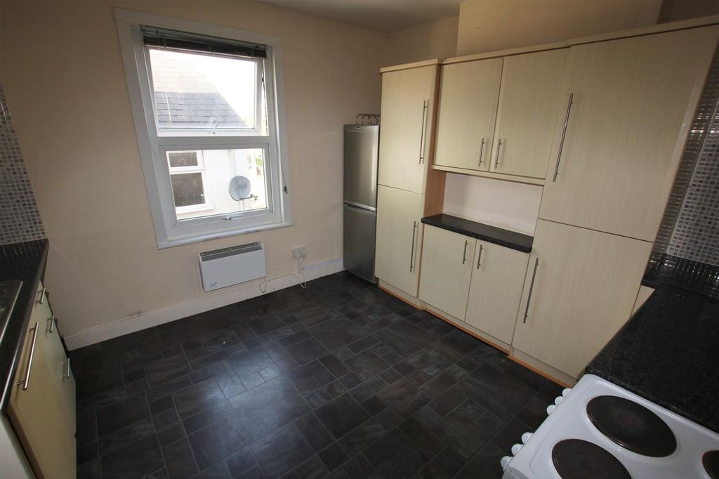 Property photo 1 of 4 Waddesdon 3.Jpg