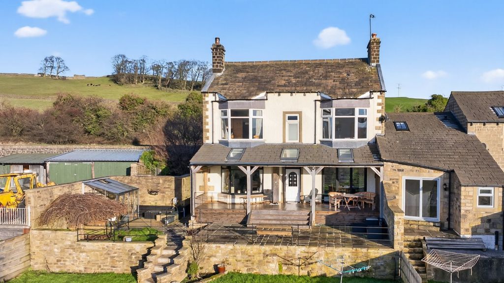 Property photo 1 of 47 Picture No. 08