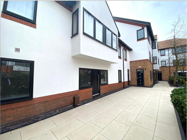 Property photo 1 of 7