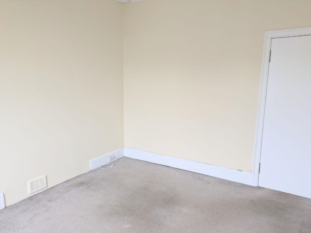 Property photo 3 of 17 Photo 3