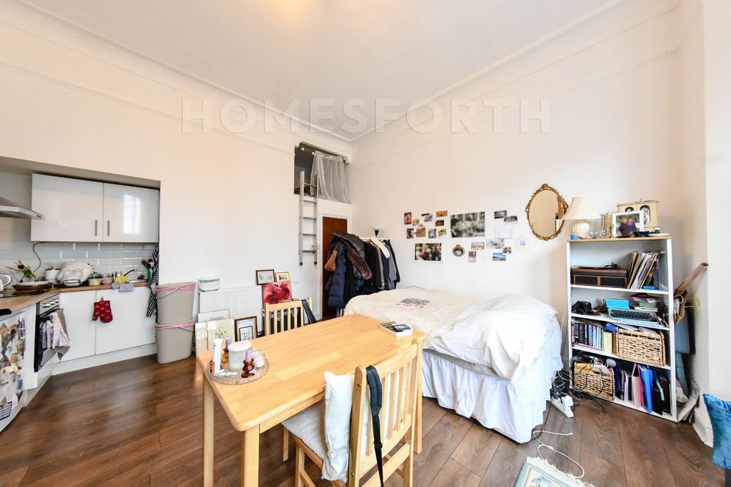 Property photo 2 of 5 Photo 2