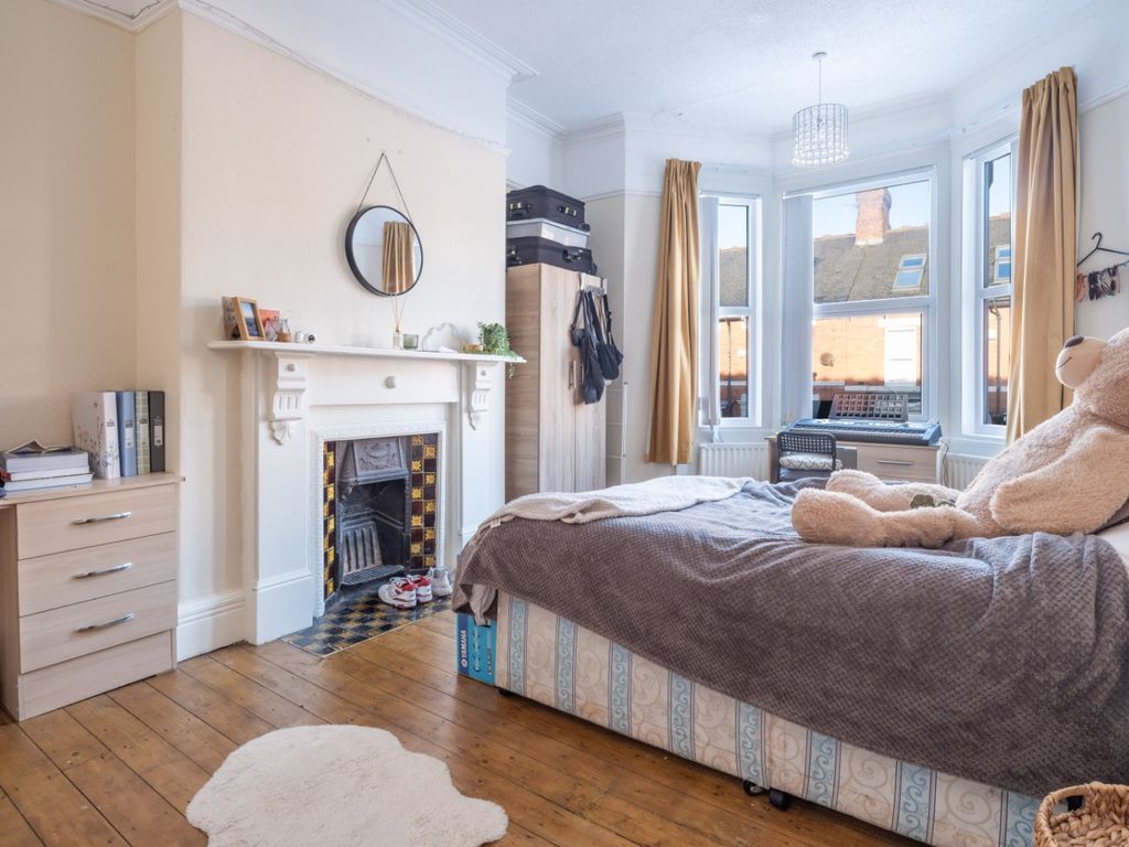 Property photo 3 of 9 2882143