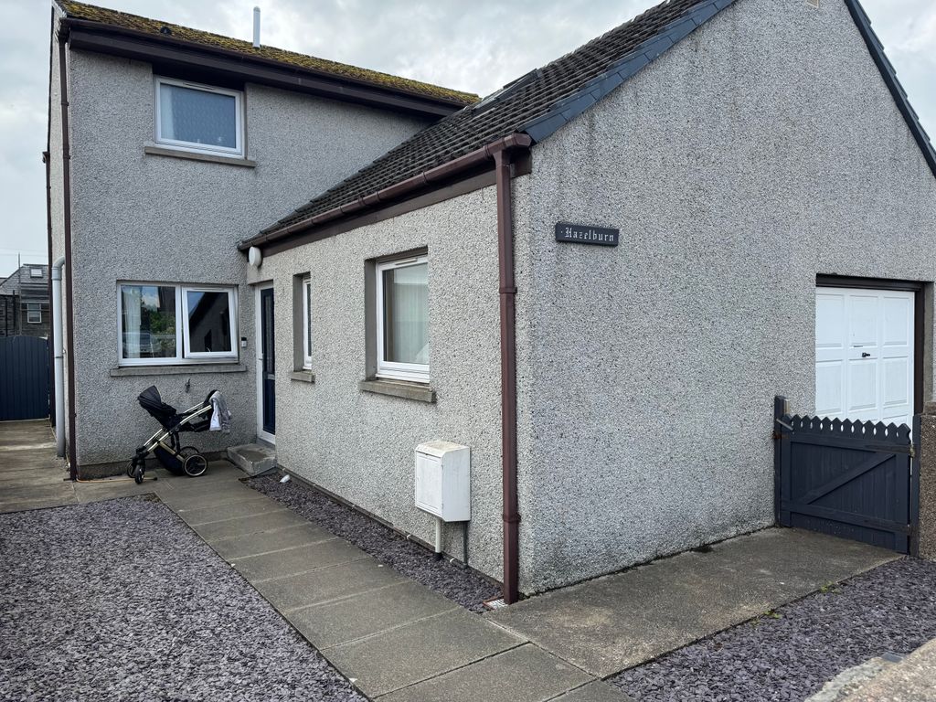 Property photo 2 of 33
