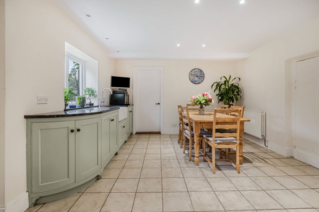 Additional image 30 of 6 bed detached house for saleBrighton Road, Horsham RH13