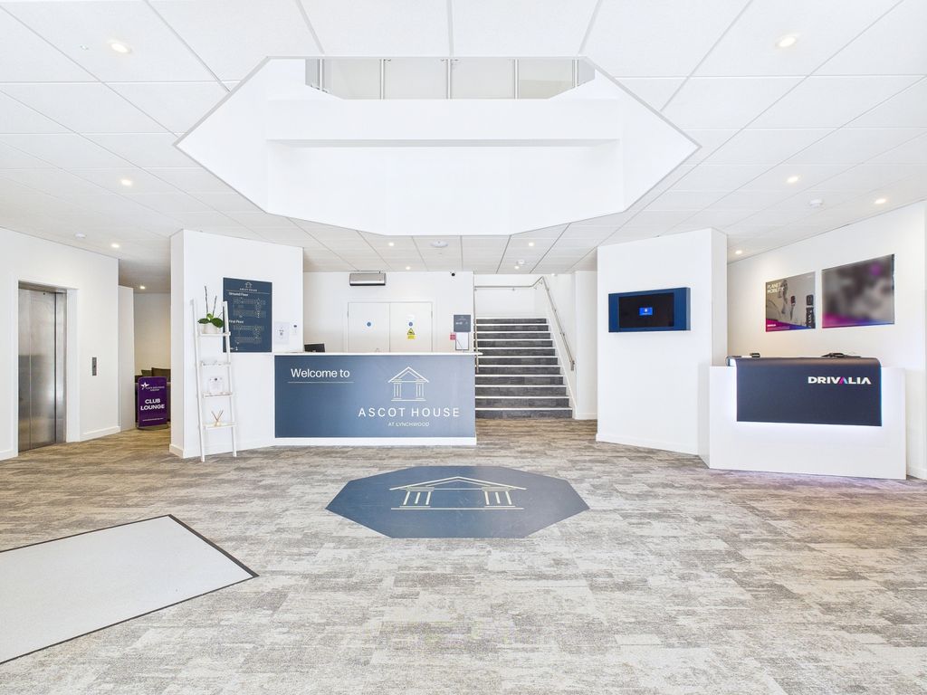 Property photo 2 of 9 Cam01909G0-Pr0421-Still003