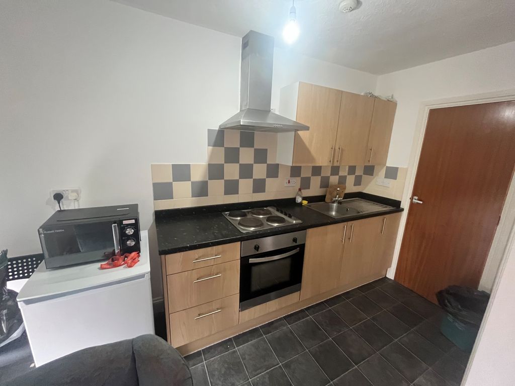 Property photo 2 of 4