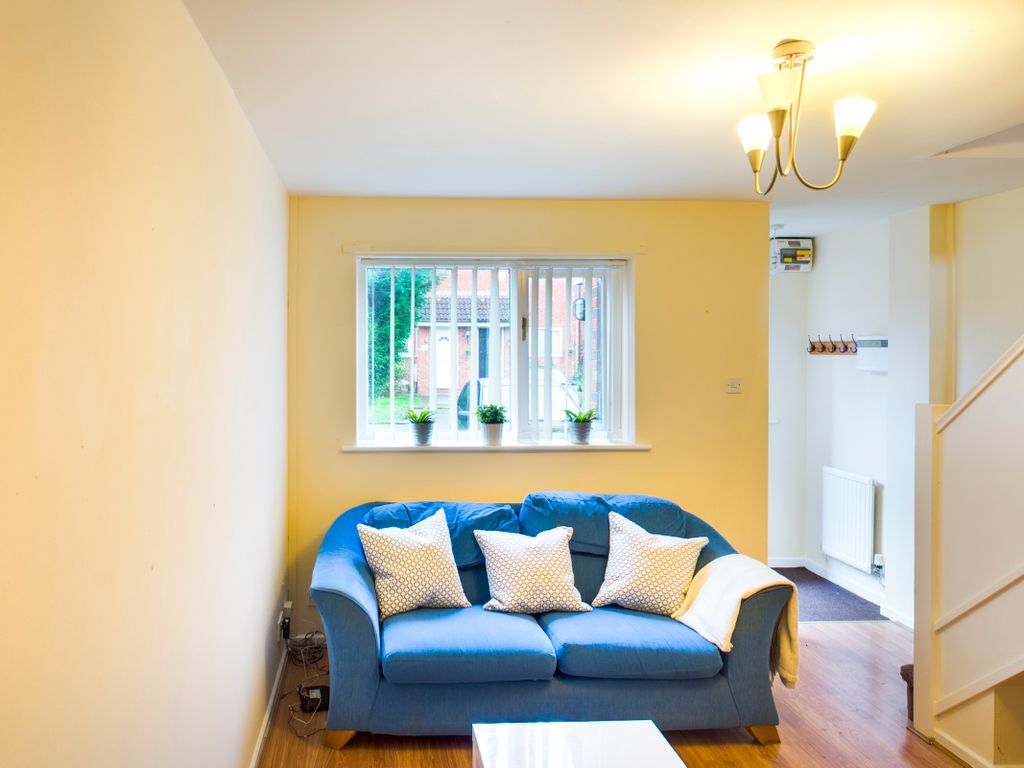 Property photo 1 of 7 Photo 0